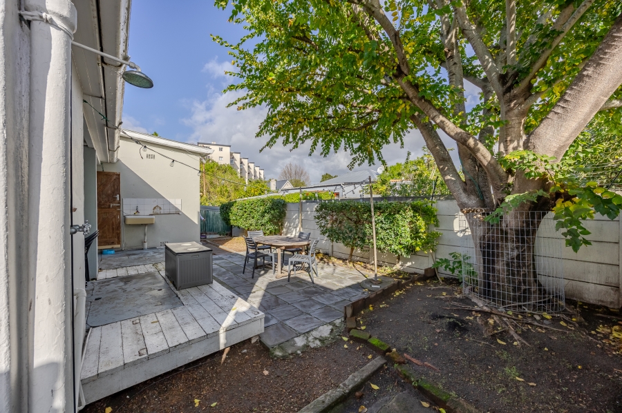 4 Bedroom Property for Sale in Wynberg Upper Western Cape
